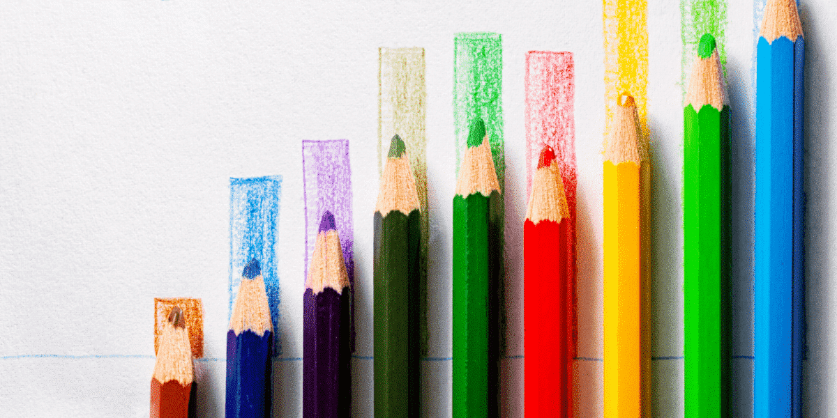 colored pencils forming a bar graph